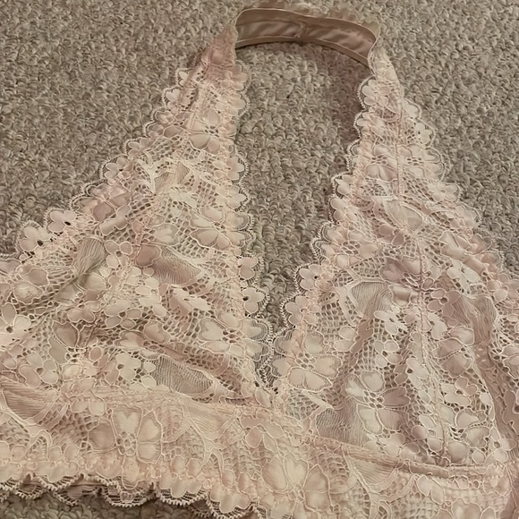Cream Lace Unpadded Bralette - Picture 2 of 4